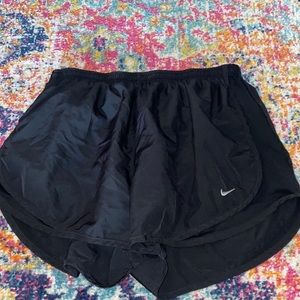 Black nike Dri Fit shorts size large